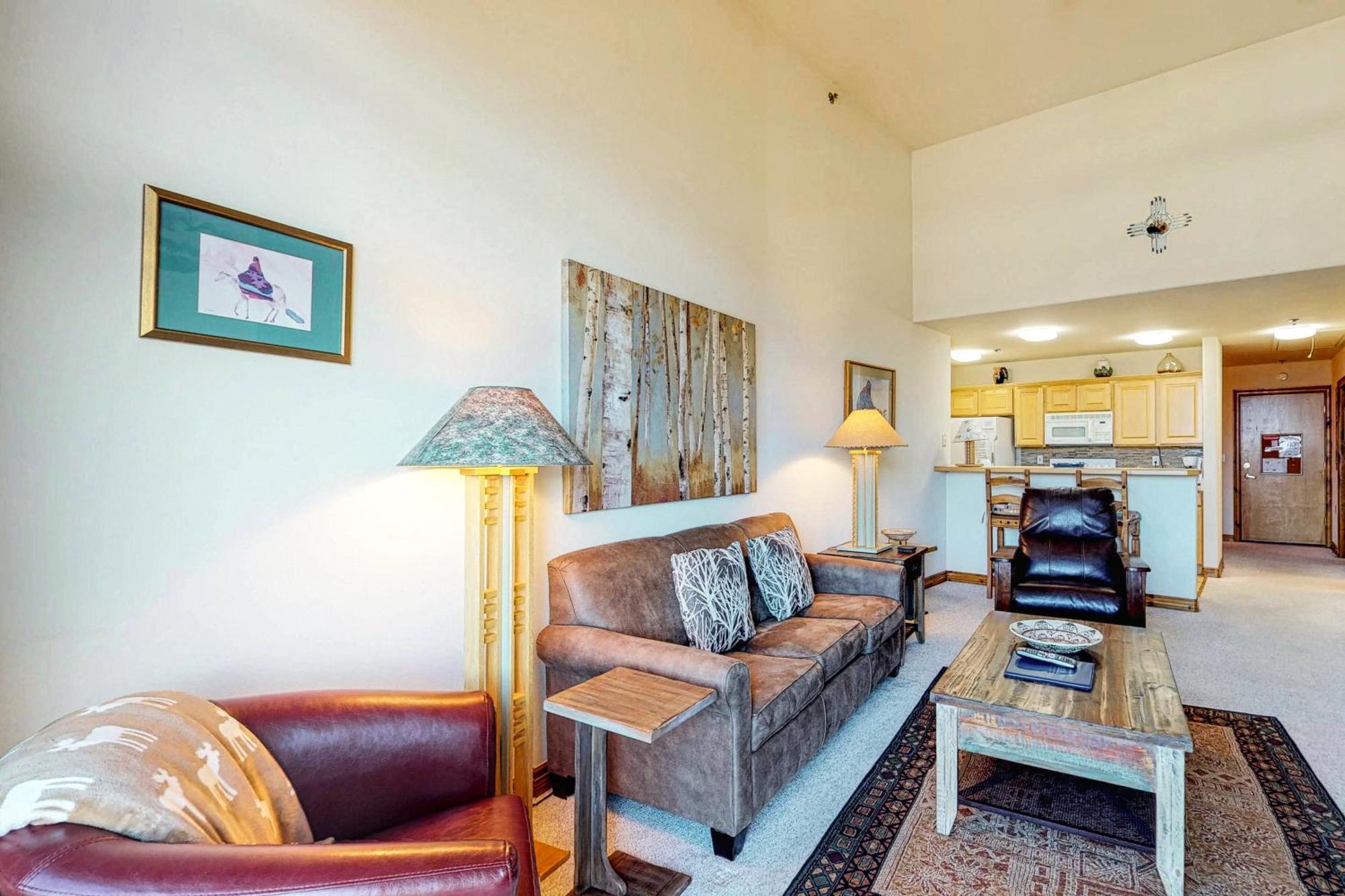 Dillon Commons Hotel Room photo